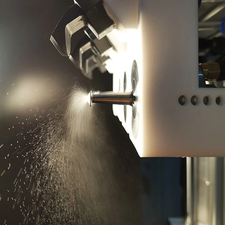 Oil Repellent And Hydrophobic Windshield Ultrasonic Precision Coating